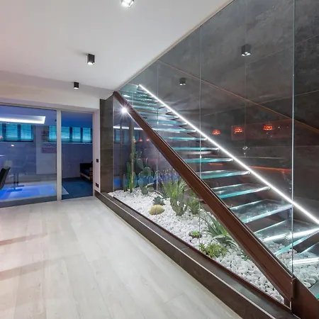 Vivilo With Private Pool-foresteria Milano